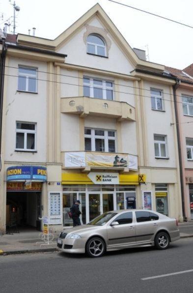 Penzion Pupendo Hradec Kralove Exterior photo